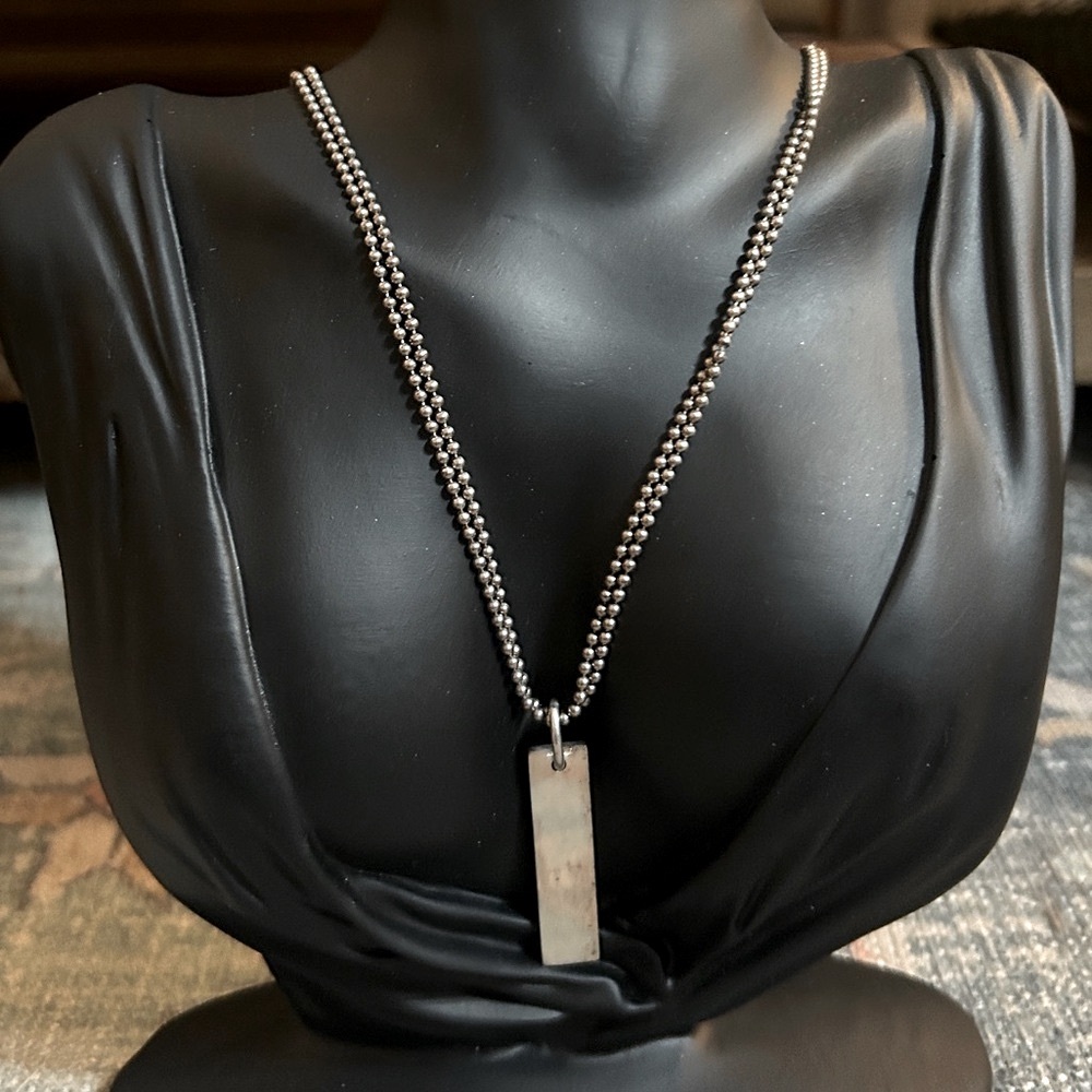 GUCCI Tom Ford Vertical Bar Pendant Necklace Logo Plate Silver Triple Ball Chain